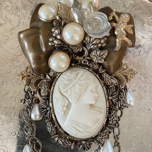 Stunning Vintage Handmade Collage Cameo jewelry brooch - Picture 3 of 11